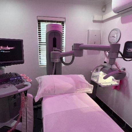 Apffelstaedt-3D-automated-breast-volume-scanner-