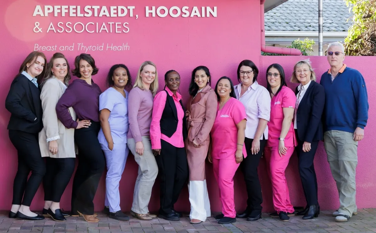 Apffelstaedt-Hoosain-Team-Feature